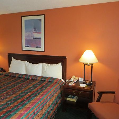 Days Inn By Wyndham Elk Grove Village O'Hare Airport West Εξωτερικό φωτογραφία